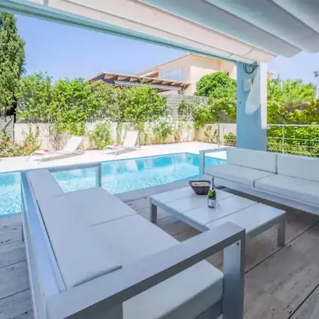 Villa With Private Pool Free Wifi *